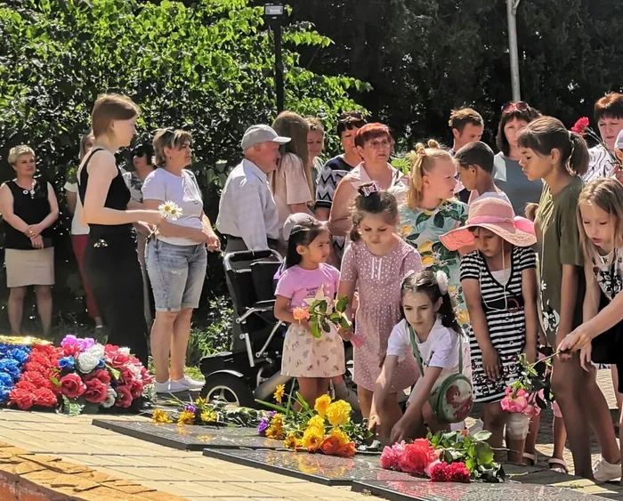 F0918C2A-DF24-4EB7-B219-743C1E3485A9