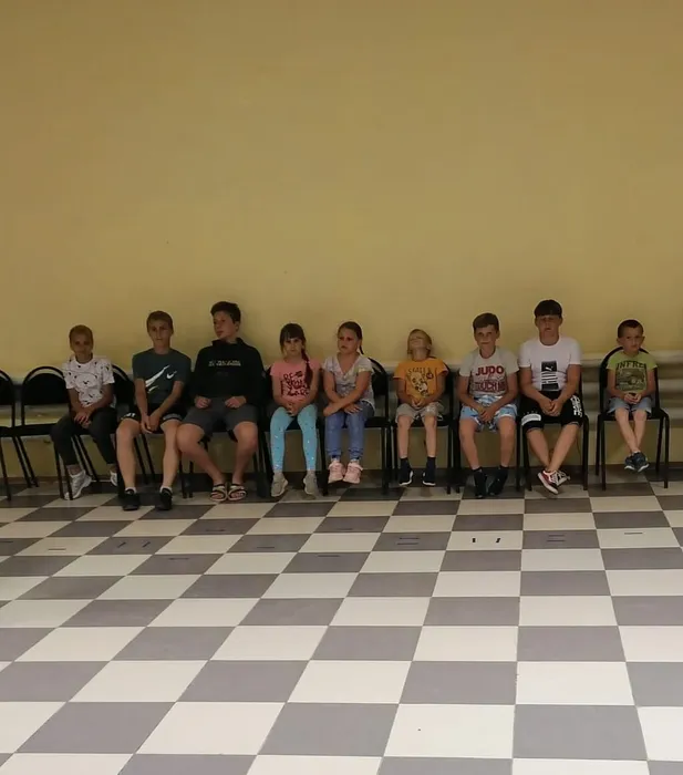 1E54D036-6AD8-4FE9-A18C-2C8A2A66D057